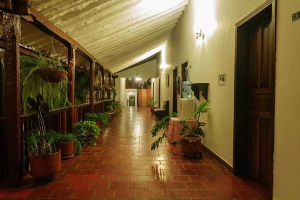 Hotel Las Nieves Girón Værelse billede