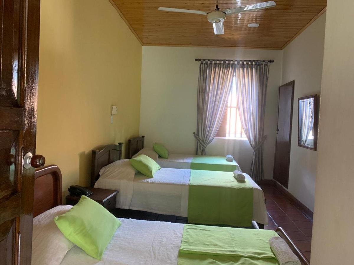 Hotel Las Nieves Girón Eksteriør billede